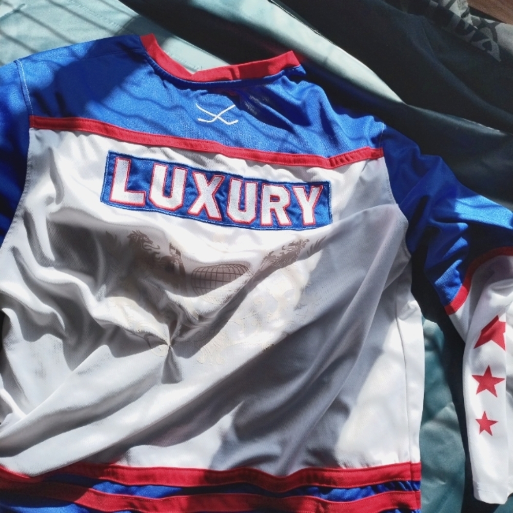 Rue 21 hockey luxury jersey